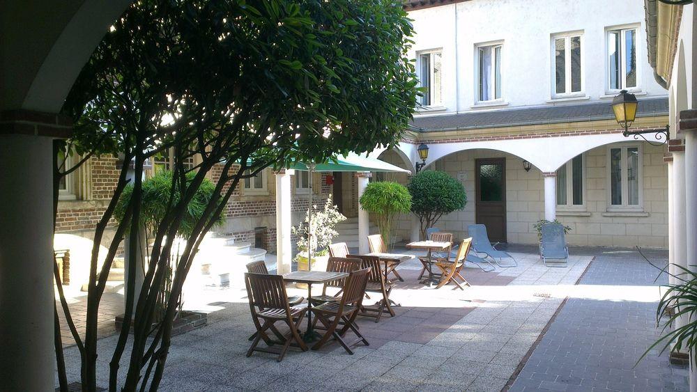 Hotel Ibis Styles Amiens Cathedrale Exterior foto
