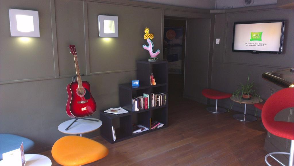 Hotel Ibis Styles Amiens Cathedrale Exterior foto
