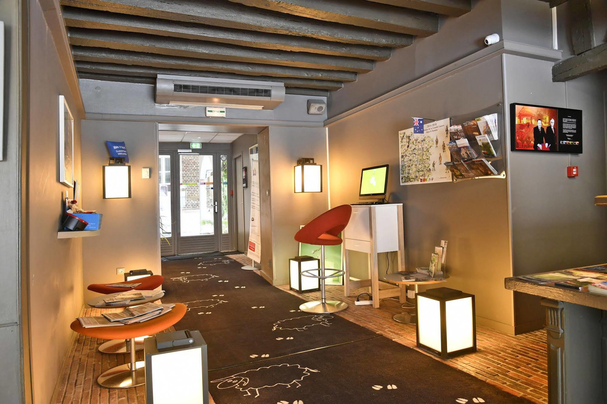 Hotel Ibis Styles Amiens Cathedrale Exterior foto